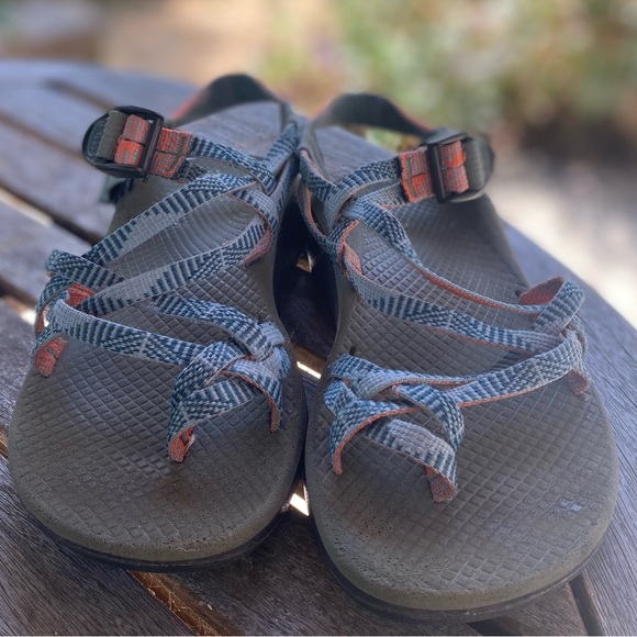 Women’s Chacos Size 7, Good Used Condition - Picture 14 of 15